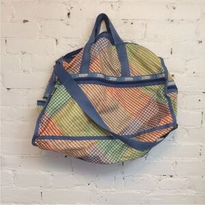 Le Sportsac deluxe large weekender bag rainbow plaid